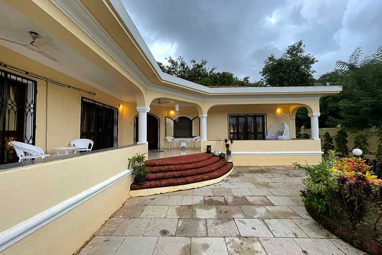 Casa Sunset 3 BHK With Private Pool | Laze Around Us