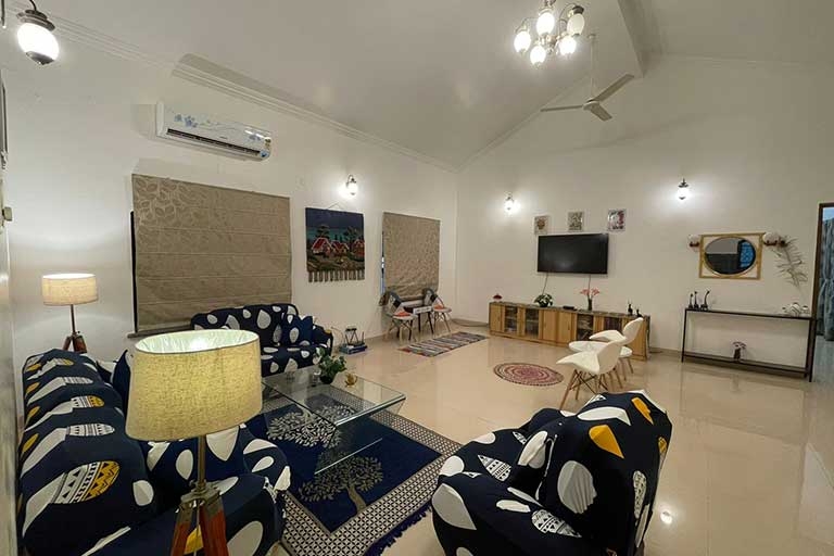 Casa Sunset 3 BHK With Private Pool | Laze Around Us